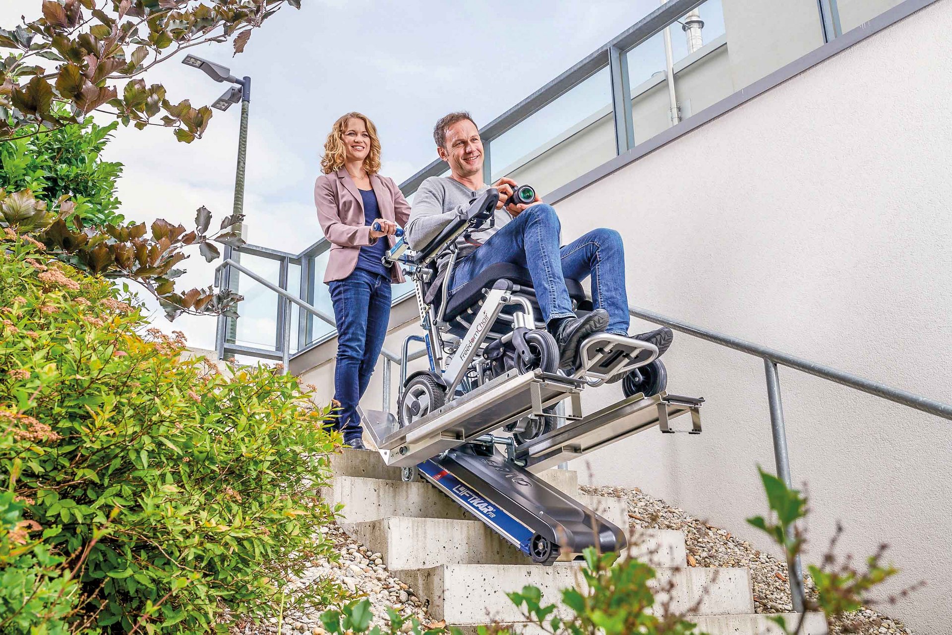 Elektrische Treppenraupe LIFTKAR PTR SANO Deutschland Elektrische Treppenraupe LIFTKAR PTR SANO Deutschland