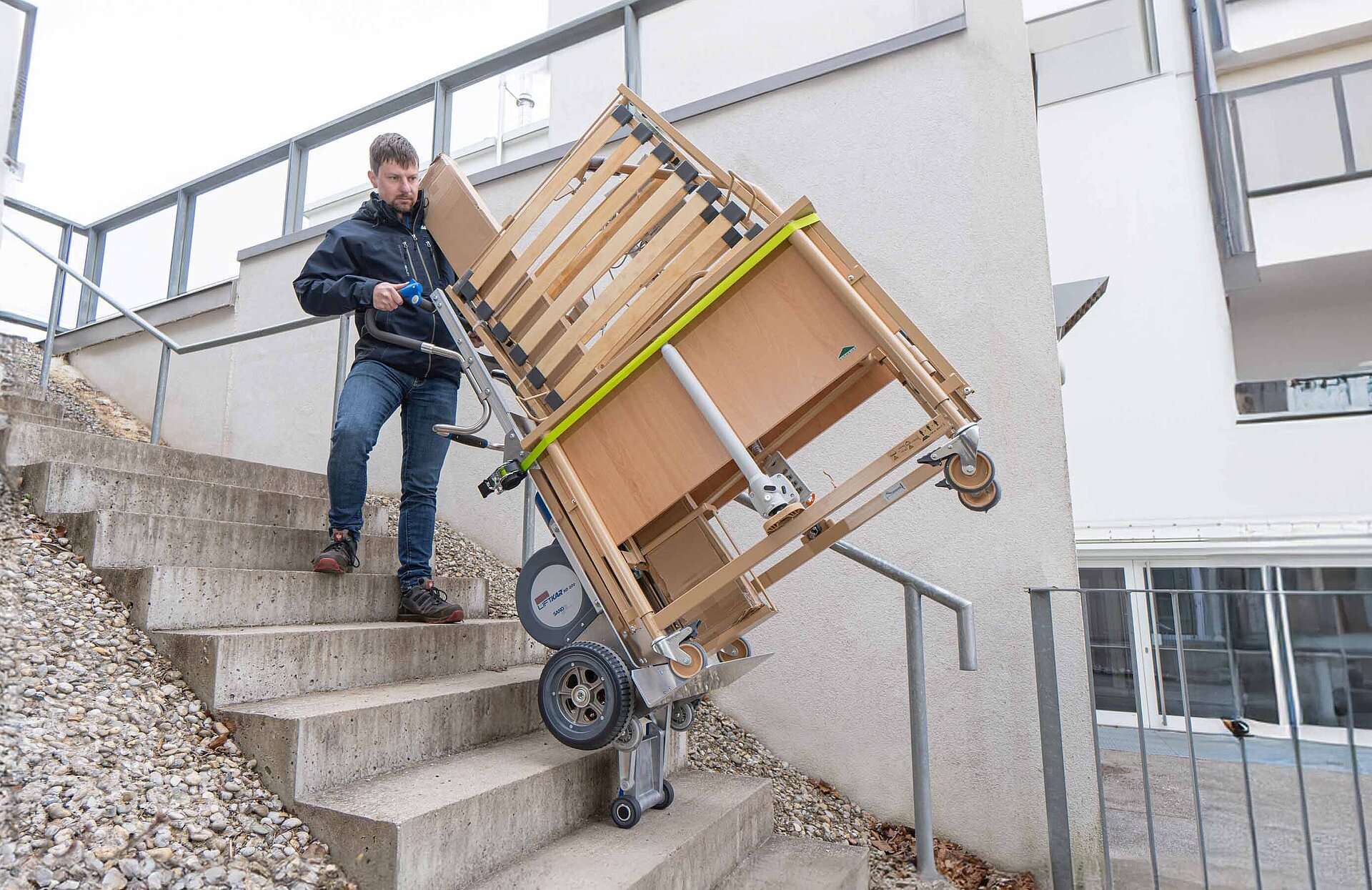 Elektrische Treppensteiger LIFTKAR HD SANO Deutschland